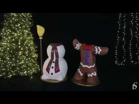 4.5' Gingerbread Photo Op 2 4.5' Gingerbread Photo Op - Image 2